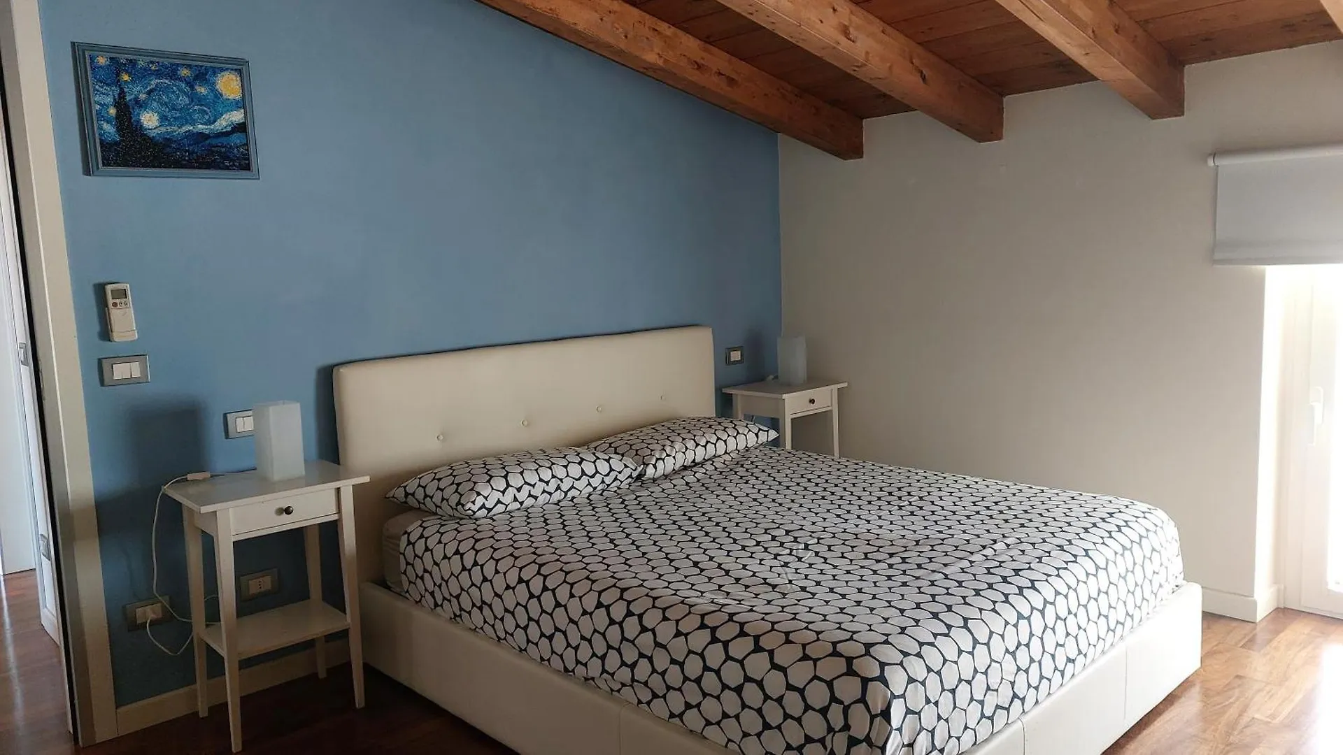 Villa Paola Desenzano del Garda Alojamento de Acomodação e Pequeno-almoço