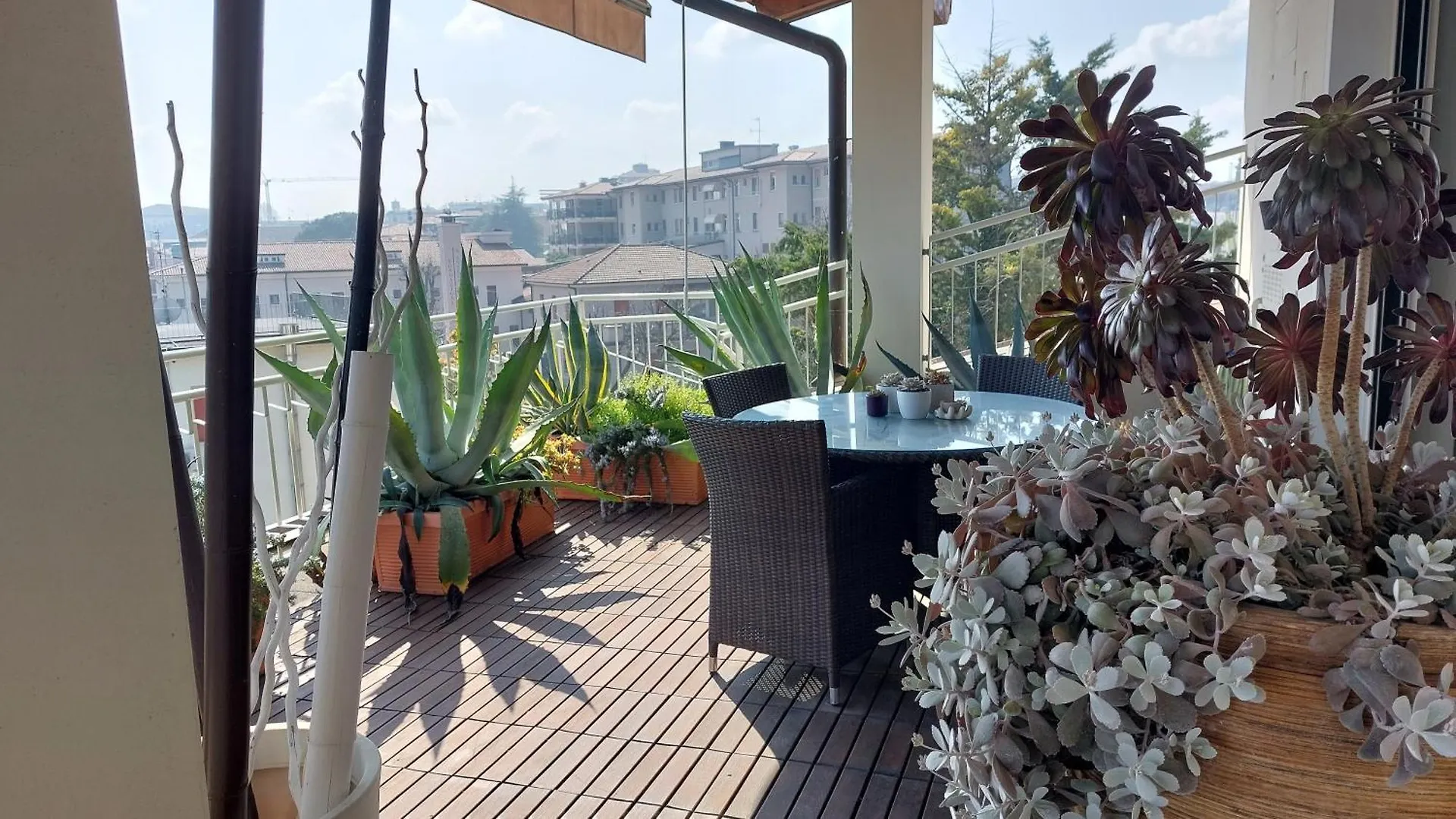 Villa Paola Desenzano del Garda 0*,